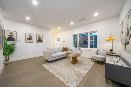 Photo 4 at 2735 W 8th Avenue, Kitsilano, Vancouver West