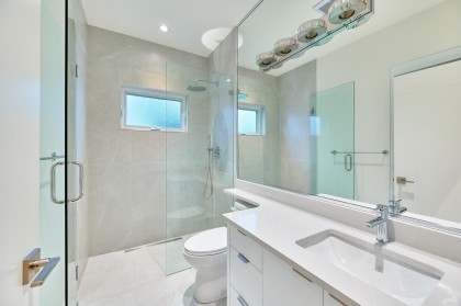 Photo 34 at 806 Montroyal Boulevard, Canyon Heights NV, North Vancouver