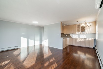 Photo 5 at 318 - 3080 Lonsdale Avenue, Upper Lonsdale, North Vancouver
