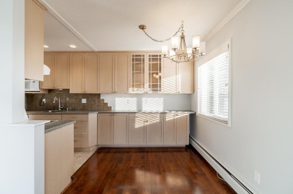 Photo 8 at 318 - 3080 Lonsdale Avenue, Upper Lonsdale, North Vancouver