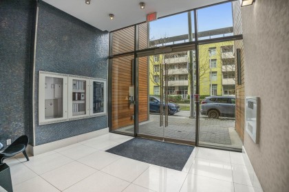 Photo 6 at 1405 - 168 W 1st Avenue, False Creek, Vancouver West