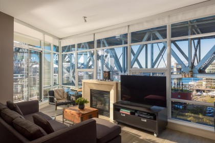 Photo 7 at 805 - 628 Kinghorne Mews, Yaletown, Vancouver West