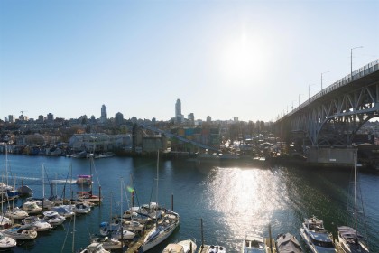 Photo 5 at 805 - 628 Kinghorne Mews, Yaletown, Vancouver West