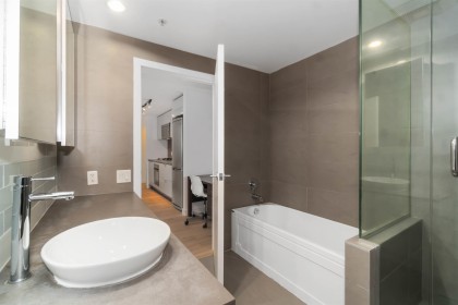 Photo 14 at 2803 - 108 W Cordova Street, Downtown VW, Vancouver West