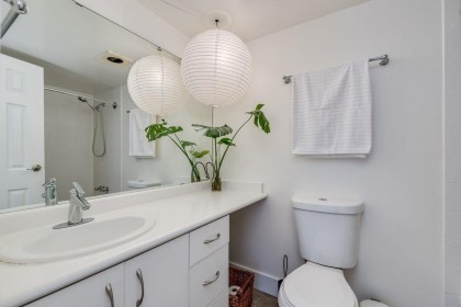 Photo 10 at 102 - 2458 York Avenue, Kitsilano, Vancouver West