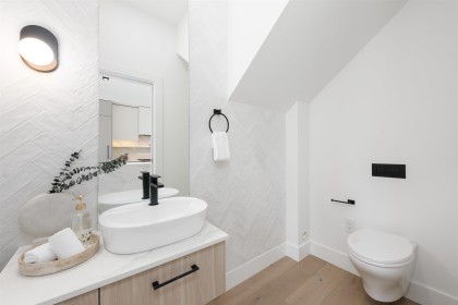 Photo 27 at 1489 W 52nd Avenue, South Granville, Vancouver West