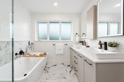 Photo 18 at 1489 W 52nd Avenue, South Granville, Vancouver West