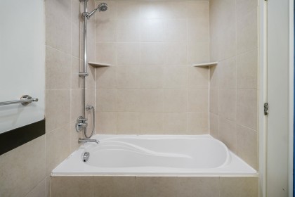 Photo 17 at 2103 - 907 Beach Avenue, Yaletown, Vancouver West