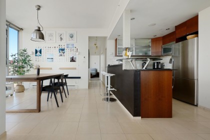 Photo 11 at 2103 - 907 Beach Avenue, Yaletown, Vancouver West