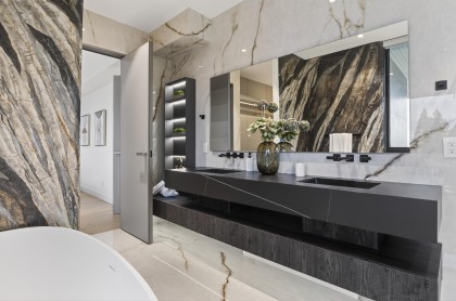 Photo 22 at 922 Wentworth Avenue, Forest Hills NV, North Vancouver