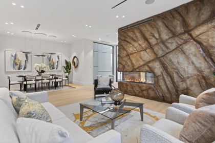 Photo 5 at 922 Wentworth Avenue, Forest Hills NV, North Vancouver