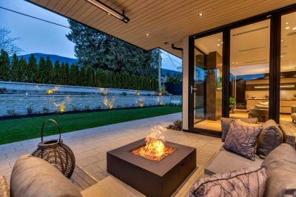 Photo 38 at 922 Wentworth Avenue, Forest Hills NV, North Vancouver