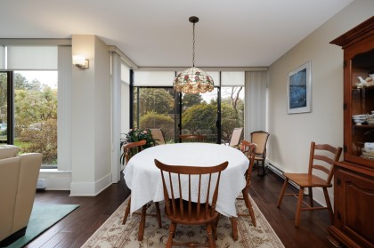 Photo 6 at 112 - 4101 Yew Street, Quilchena, Vancouver West