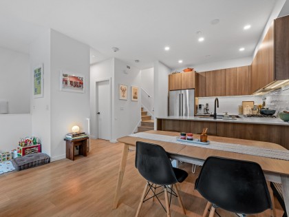 Photo 2 at 27 - 533 E 3rd Street, Lower Lonsdale, North Vancouver