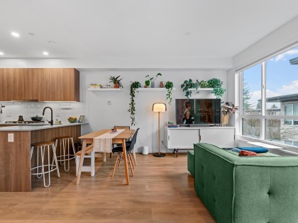 Photo 7 at 27 - 533 E 3rd Street, Lower Lonsdale, North Vancouver