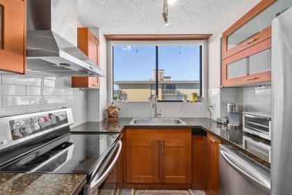 Photo 10 at 601 - 140 E Keith Road, Central Lonsdale, North Vancouver