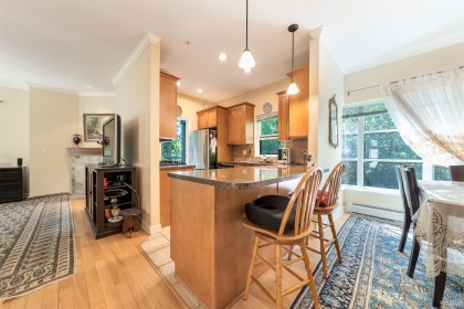 Photo 12 at 15 - 3150 Sunnyhurst Road, Lynn Valley, North Vancouver
