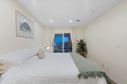 Photo 16 at 308 - 333 E 1st Street, Lower Lonsdale, North Vancouver