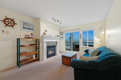 Photo 10 at 308 - 333 E 1st Street, Lower Lonsdale, North Vancouver