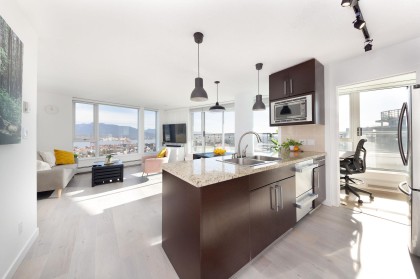 Photo 1 at 3705 - 188 Keefer Place, Downtown VW, Vancouver West