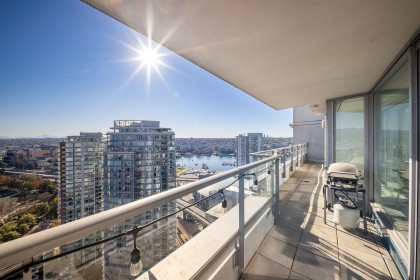 Photo 20 at 3705 - 188 Keefer Place, Downtown VW, Vancouver West