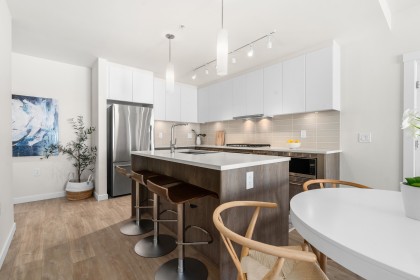 Photo 10 at 205 - 615 E 3rd Street, Lower Lonsdale, North Vancouver