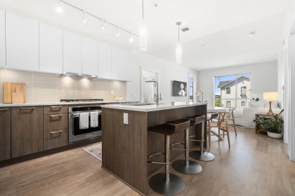 Photo 4 at 205 - 615 E 3rd Street, Lower Lonsdale, North Vancouver