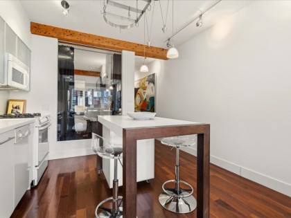 Photo 10 at 301 - 1275 Hamilton Street, Yaletown, Vancouver West