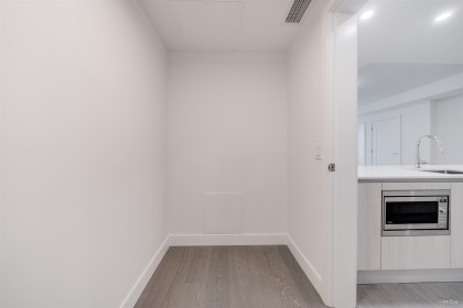 Photo 12 at 305 - 488 W 58th Avenue, South Cambie, Vancouver West