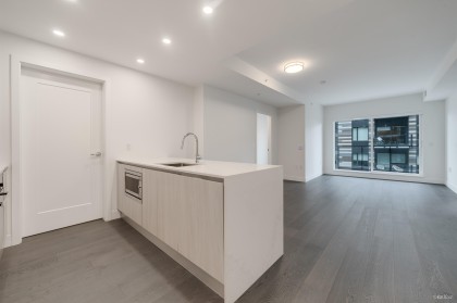 Photo 3 at 305 - 488 W 58th Avenue, South Cambie, Vancouver West