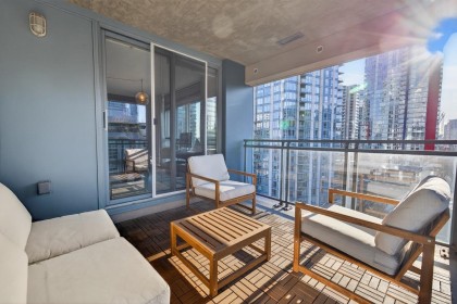 Photo 10 at 1201 - 183 Keefer Place, Downtown VW, Vancouver West