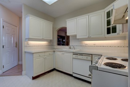 Photo 13 at 402 - 3621 W 26th Avenue, Dunbar, Vancouver West