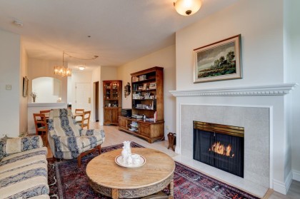 Photo 7 at 402 - 3621 W 26th Avenue, Dunbar, Vancouver West