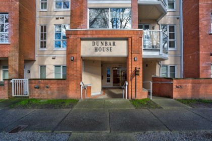 Photo 32 at 402 - 3621 W 26th Avenue, Dunbar, Vancouver West