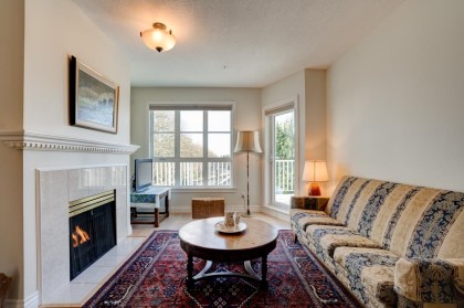 Photo 5 at 402 - 3621 W 26th Avenue, Dunbar, Vancouver West