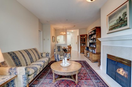 Photo 8 at 402 - 3621 W 26th Avenue, Dunbar, Vancouver West