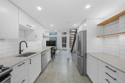 Photo 12 at 1012 - 933 Seymour Street, Downtown VW, Vancouver West