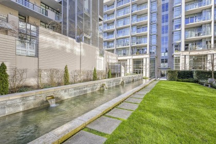 Photo 16 at 310 - 1616 Columbia Street, False Creek, Vancouver West