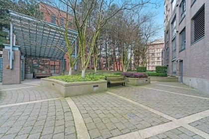 Photo 27 at 404 - 238 Alvin Narod Mews, Yaletown, Vancouver West