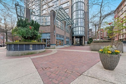 Photo 32 at 404 - 238 Alvin Narod Mews, Yaletown, Vancouver West