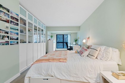 Photo 14 at 404 - 238 Alvin Narod Mews, Yaletown, Vancouver West