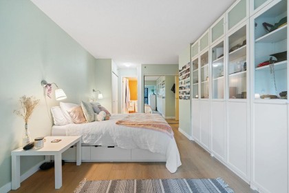 Photo 15 at 404 - 238 Alvin Narod Mews, Yaletown, Vancouver West