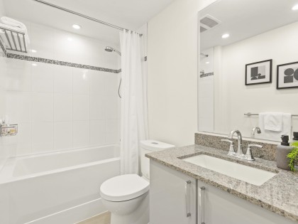 Photo 23 at 608 - 38 W 1st Avenue, False Creek, Vancouver West