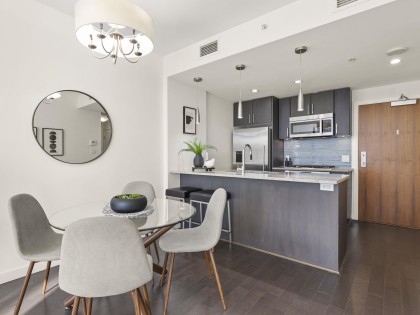 Photo 10 at 608 - 38 W 1st Avenue, False Creek, Vancouver West