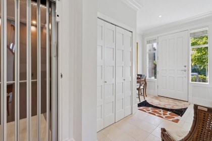 Photo 3 at 2133 Gordon Avenue, Dundarave, West Vancouver