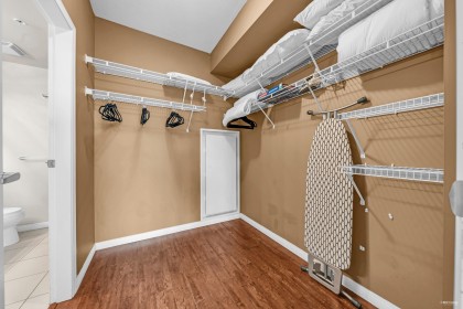 Photo 17 at 409 - 100 E Esplanade Street, Lower Lonsdale, North Vancouver