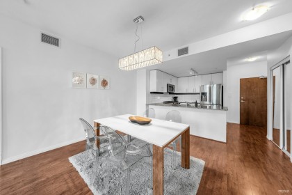 Photo 10 at 409 - 100 E Esplanade Street, Lower Lonsdale, North Vancouver