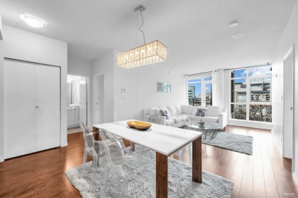 Photo 8 at 409 - 100 E Esplanade Street, Lower Lonsdale, North Vancouver