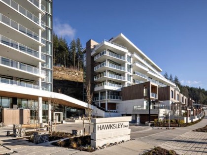 Photo 2 at 304 - 3963 Uplands Way, Cypress Park Estates, West Vancouver