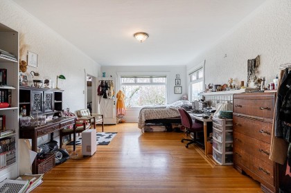 Photo 6 at 4534 W 5th Avenue, Point Grey, Vancouver West